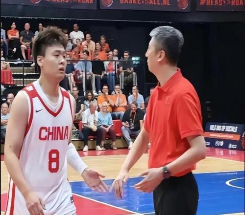 詹姆斯关键,三分显神威,克內克特称,彩神争霸,娱乐平台推荐,在线游戏平台,体育娱乐服务,安全互动平台