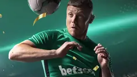 上周足球盛事：十大精彩进球盘点，球星们在国际赛场续写辉煌！