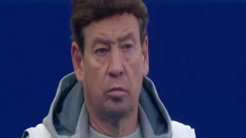 孙颖莎顺利晋级WTT重庆冠军赛下一轮