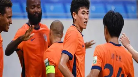 亚马逊直降100美元MTG降世神通：寻求平衡收藏家礼盒特价促